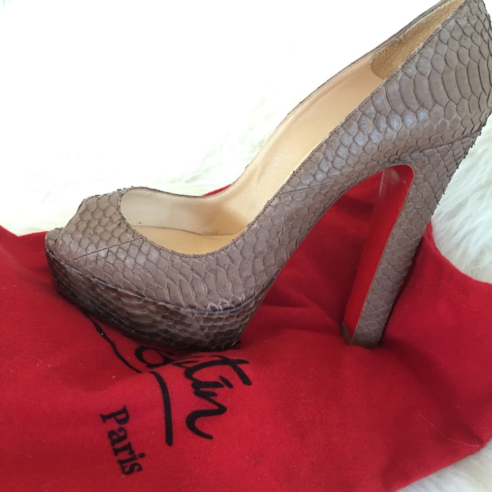 Louiboutin pumps!
